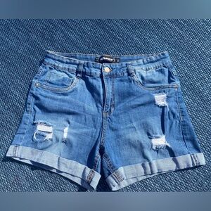 Dollhouse Dylan Denim Shorts, Size 11 (30 waist, 4 “ inseam)